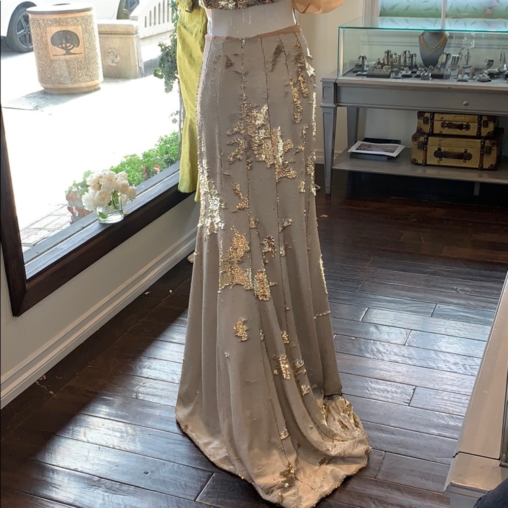 Two Piece Evening (Gold / Eggshell) - Picture 6 of 11